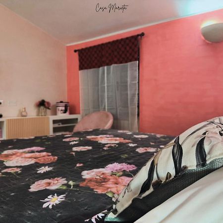 Marieta Rooms Sarzana Exterior foto