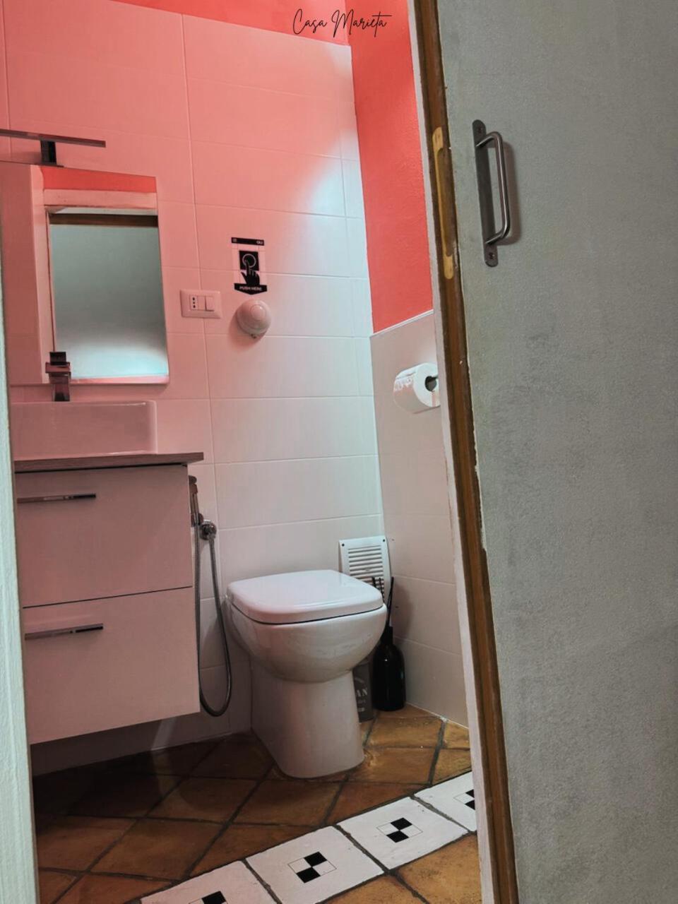 Marieta Rooms Sarzana Exterior foto