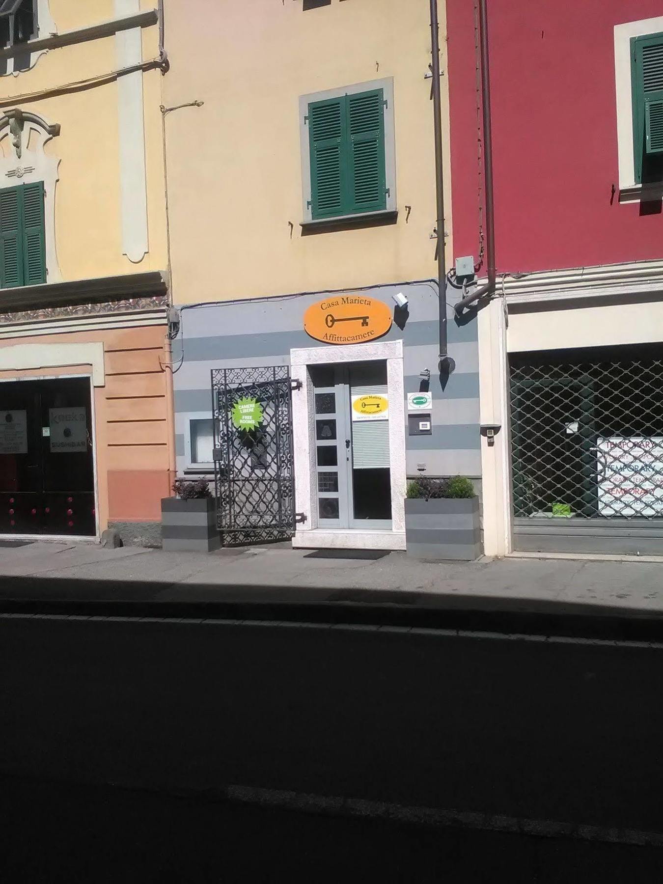 Marieta Rooms Sarzana Exterior foto
